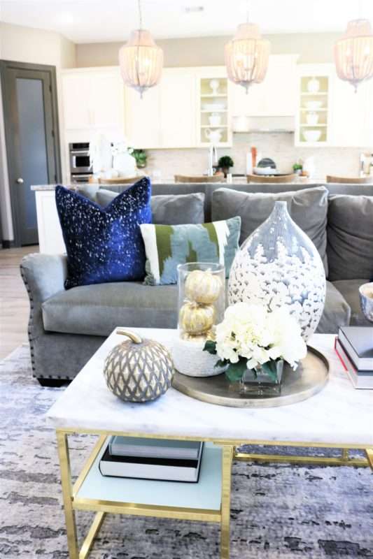 fall pumpkins, pumpins, show stopping pieces to add to your fall decor, navy fall decor, fall living room decor, fall table setting