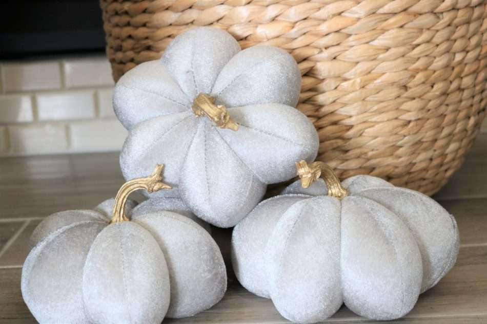 fall pumpkins, pumpkins, show stopping pieces to add to your fall decor, navy fall decor, fall living room decor, fall table setting