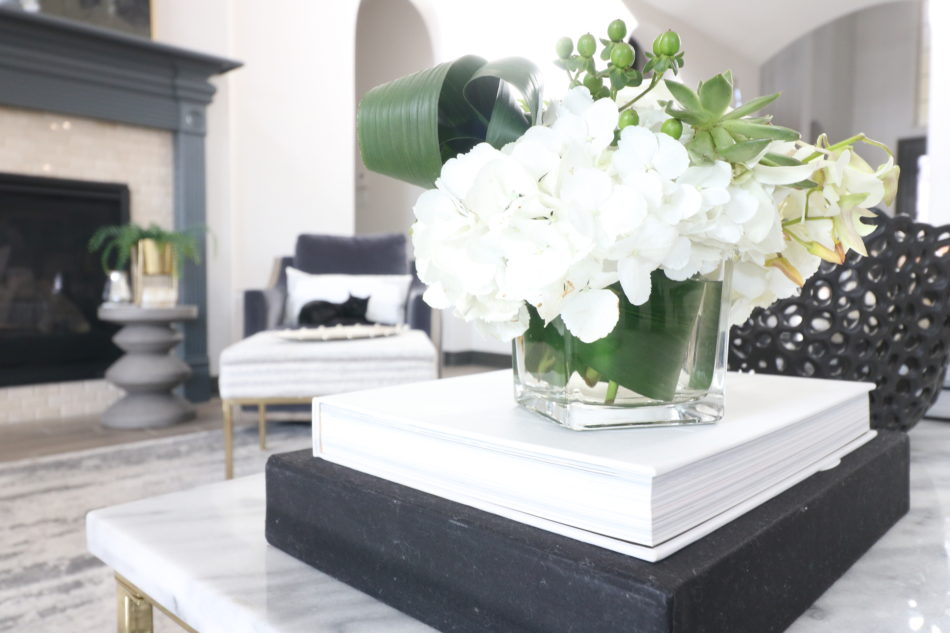 patio decor, spring patio decor, spring patio 2019, patio decor, spring patio, spring decor, spring home decor, how to decorate for spring, steps to staging for spring, spring decoration, decorating for spring, spring style, spring home tour, spring home decor, spring home, black and white pillows, black and white living room, chic living room, spring 2019 home decor