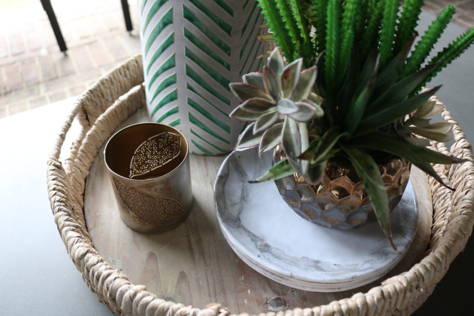 patio decor, spring patio decor, spring patio 2019, patio decor, spring patio, spring decor, spring home decor, how to decorate for spring, steps to staging for spring, spring decoration, decorating for spring, spring style, spring home tour, spring home decor, spring home, black and white pillows, black and white living room, chic living room, spring 2019 home decor