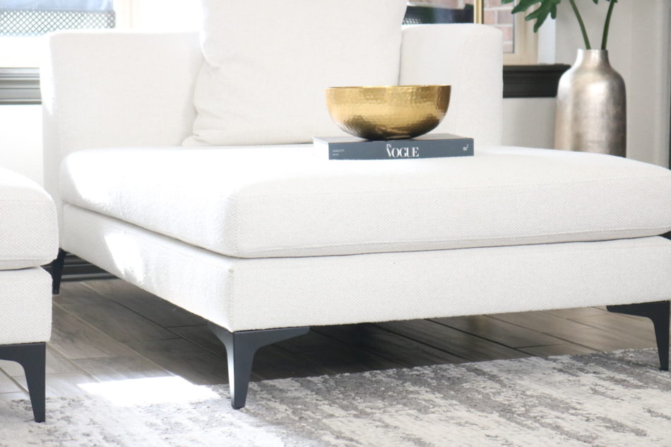 patio decor, spring patio decor, spring patio 2019, patio decor, spring patio, spring decor, spring home decor, how to decorate for spring, steps to staging for spring, spring decoration, decorating for spring, spring style, spring home tour, spring home decor, spring home, black and white pillows, black and white living room, chic living room, spring 2019 home decor, black and white pillow, black and white living room, spring home tour