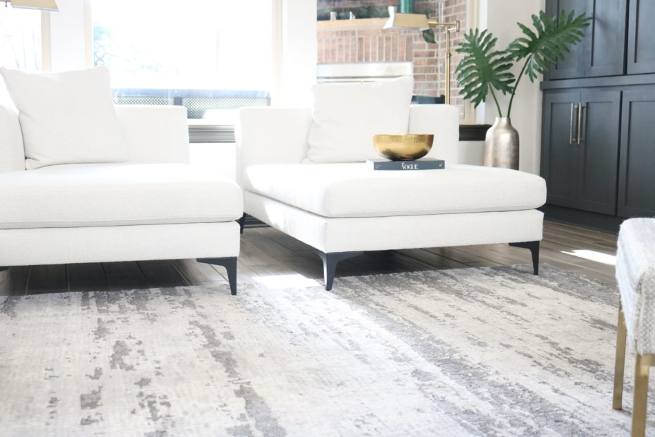 patio decor, spring patio decor, spring patio 2019, patio decor, spring patio, spring decor, spring home decor, how to decorate for spring, steps to staging for spring, spring decoration, decorating for spring, spring style, spring home tour, spring home decor, spring home, black and white pillows, black and white living room, chic living room, spring 2019 home decor, black and white pillow, black and white living room, spring home tour