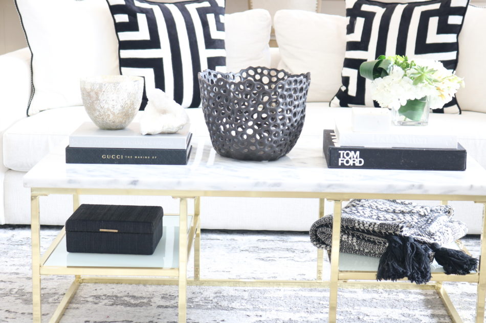 patio decor, spring patio decor, spring patio 2019, patio decor, spring patio, spring decor, spring home decor, how to decorate for spring, steps to staging for spring, spring decoration, decorating for spring, spring style, spring home tour, spring home decor, spring home, black and white pillows, black and white living room, chic living room, spring 2019 home decor, fresh flowers