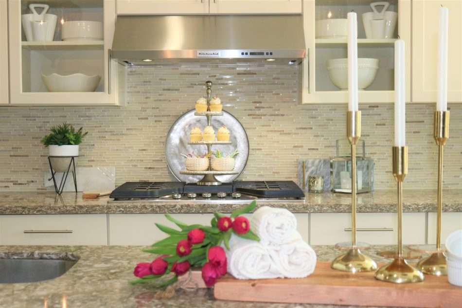 MRI, houston interior designer, home decor influencer, Easter, Easter table setting, Easter flowers, colored glass, spring flowers, cascading flowers, bunny, kids Easter table, fun Easter table setting, Easter decorations, how to decorate for Easter, easy Easter decorations, pink glasses, Easter table setting, Easter tabelscape, elegant dining table, whimsical kids table, playful easter table, vintage table setting, table setting ideas, easter table setting ideas, colorful table setting, achievable easter table setting, table décor, chic easter table setting, budget friendly table setting