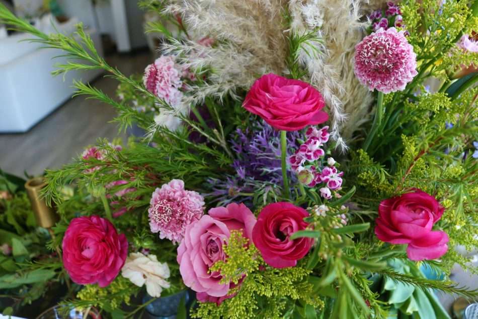 MRI, houston interior designer, home decor influencer, Easter, Easter table setting, Easter flowers, colored glass, spring flowers, cascading flowers, bunny, kids Easter table, fun Easter table setting, Easter decorations, how to decorate for Easter, easy Easter decorations, pink glasses, Easter table setting, Easter tabelscape, elegant dining table, whimsical kids table, playful easter table, vintage table setting, table setting ideas, easter table setting ideas, colorful table setting, achievable easter table setting, table décor, chic easter table setting, budget friendly table setting