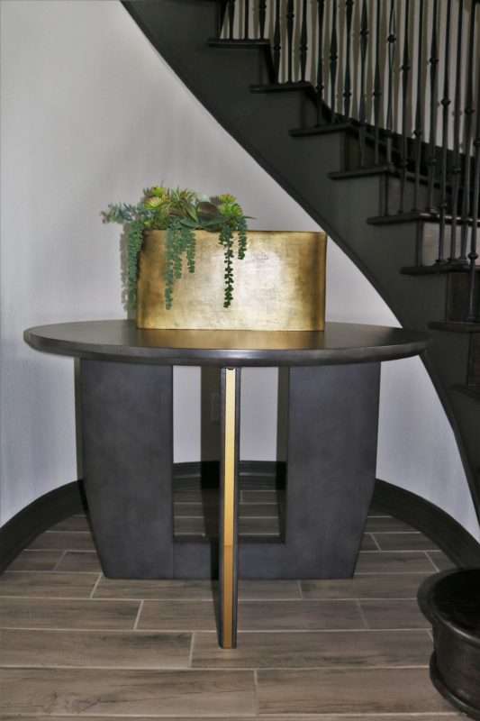 MRI, MRI Home, Houston Life, Houston Interior Designer, Houston Interior Design, Interior Design, Minimalist Design, Minimalism, Minimalism décor, Home Décor, Easy home design, chic home décor, white sofa, succulent, decorating with greenery, decorating with plants, decorating with texture, how to declutter, functional design, selecting a color scheme, how to edit your home décor