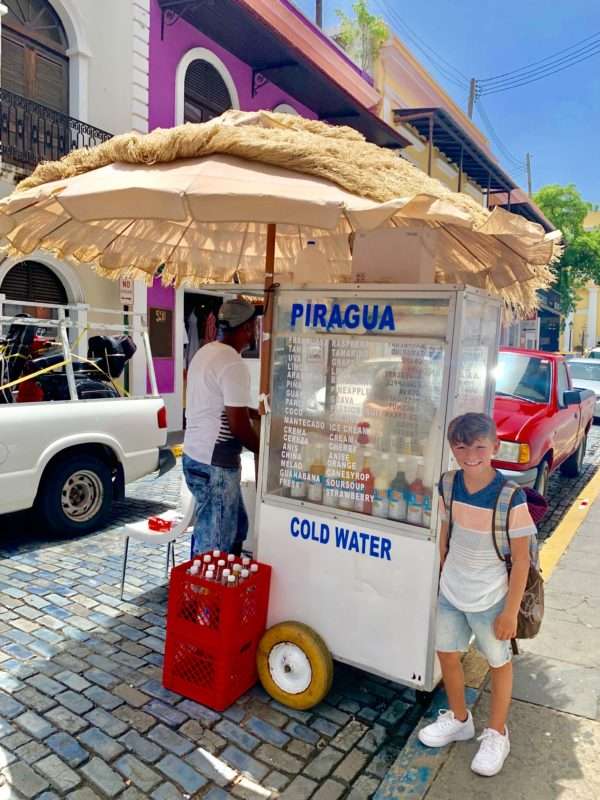 Piragua (snow cone)