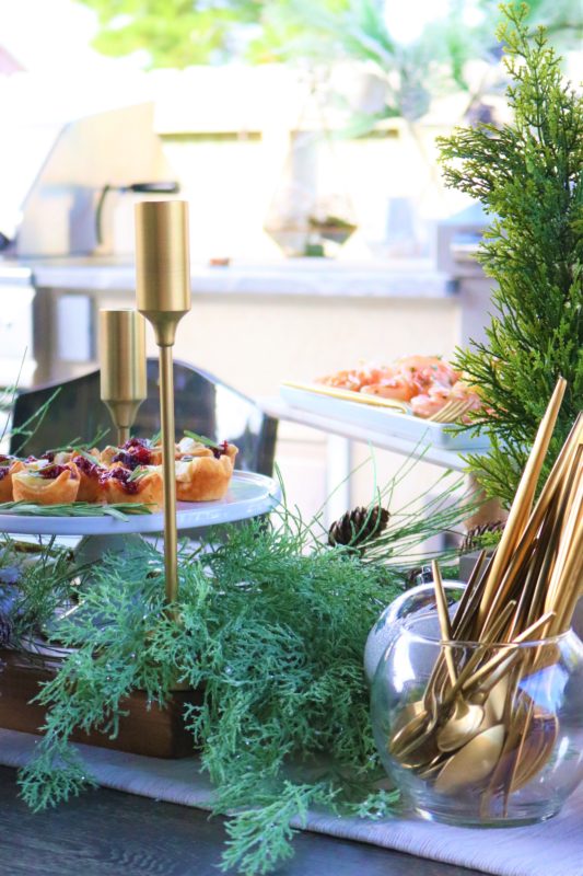 How to Host a Stress-Free Brunch Party?