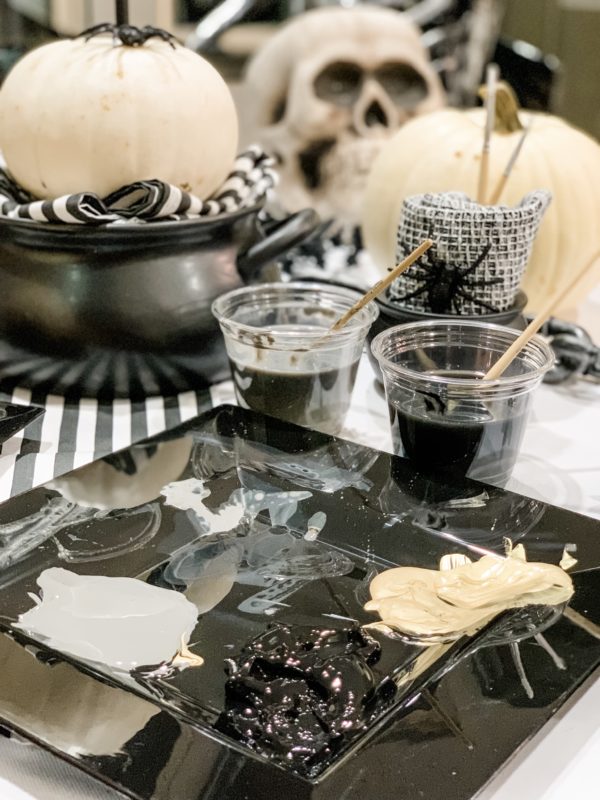 MRI, Melissa Roberts Interiors, Houston Interior Designer, Houston Interior Designer, Laundry Room, Laundry Room Makeover, Laundry Room Storage, Modern Laundry Room, Built-In in Laundry Room, Modern Laundry Room, Storage in Laundry Room, Samsung, Samsung Appliances, Samsung Top Load, Samsung Dryer, Halloween Décor, Halloween Decorations, Modern Halloween Décor, Modern Halloween Decorations, Halloween 2019, Laundry Room Décor 