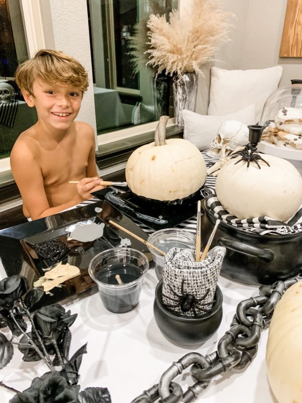 MRI, Melissa Roberts Interiors, Houston Interior Designer, Houston Interior Designer, Laundry Room, Laundry Room Makeover, Laundry Room Storage, Modern Laundry Room, Built-In in Laundry Room, Modern Laundry Room, Storage in Laundry Room, Samsung, Samsung Appliances, Samsung Top Load, Samsung Dryer, Halloween Décor, Halloween Decorations, Modern Halloween Décor, Modern Halloween Decorations, Halloween 2019, Laundry Room Décor 