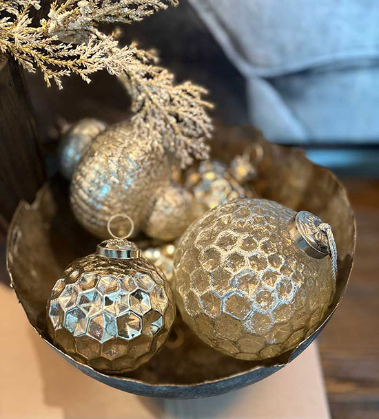 Console Table decorations